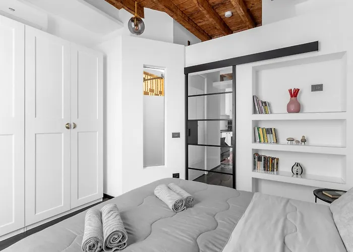 Cre12 -loreto - Duomo- Design - Elegant - Modern * מילאנו