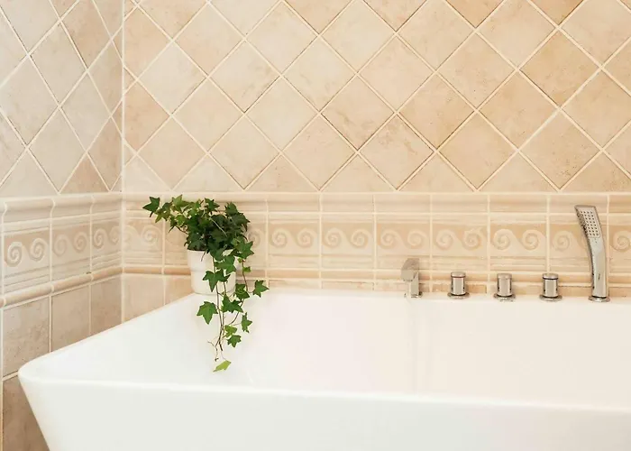 Oasi Di Famagosta Navigli