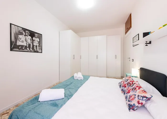 Lejlighed Metro M3 - 10 Min Duomo - Cozy W Balcony&ac Milano