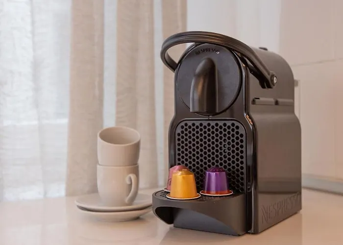 Elegant Little - Center - M4 Station דירה *