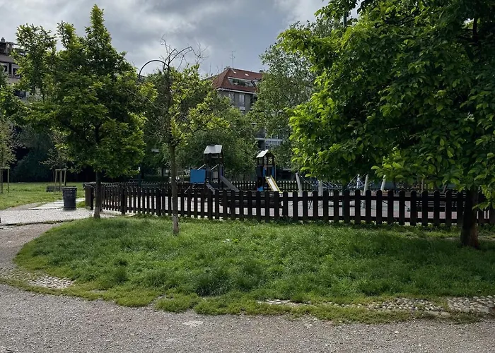 Elegant Little - Center - M4 Station דירה