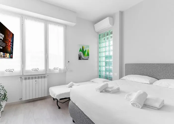 Comodo E Confortevole-sesto Piano Con Vista Milan