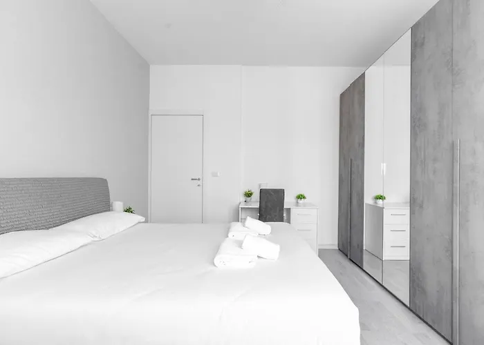 Apartment Comodo E Confortevole-sesto Piano Con Vista Milan