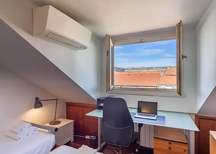 Station 10 Min Private Terrace Skyview 6 Pax Apartament *