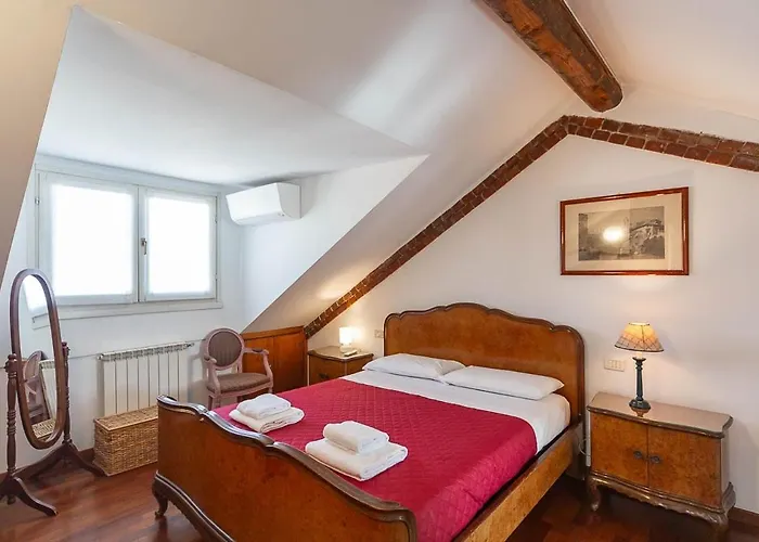 Station 10 Min Private Terrace Skyview 6 Pax Apartament