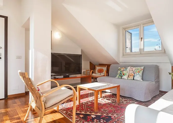 Apartament Station 10 Min Private Terrace Skyview 6 Pax