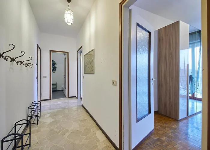 Apartament Affaccio Sul Naviglio - Spazioso Con 6 Posti Mediolan