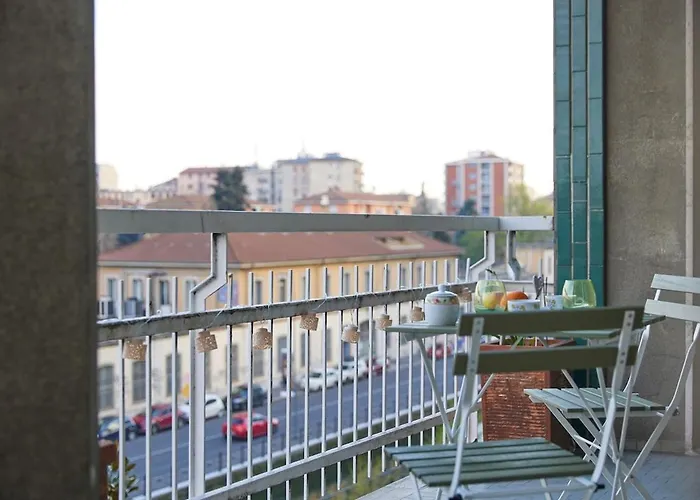 Affaccio Sul Naviglio - Spazioso Con 6 Posti