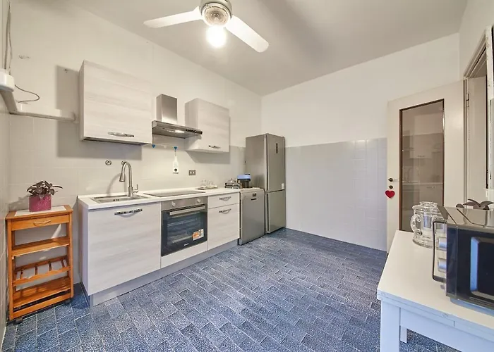 Affaccio Sul Naviglio - Spazioso Con 6 Posti Apartament *