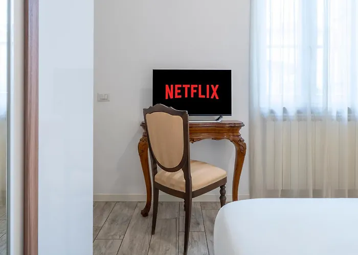 Lejlighed Duomo 15' - 5' From Station With Wifi And A-c Milano