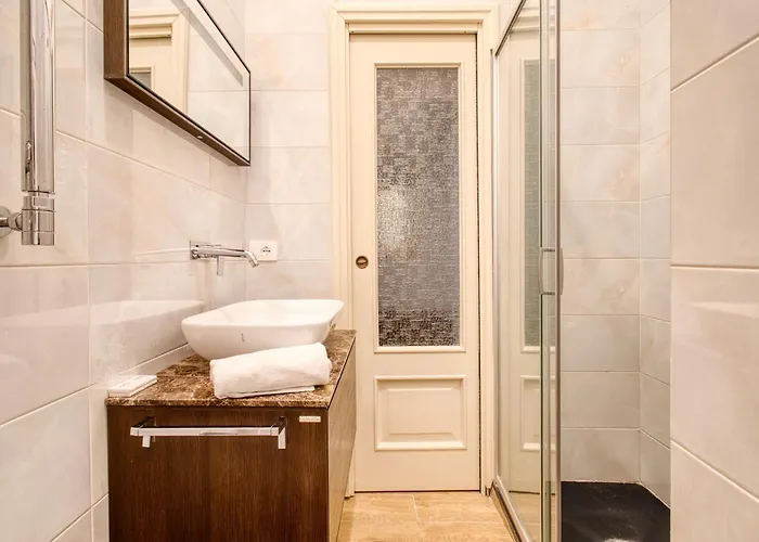 Joivy Modern 1-bedroom Flat Near The Centre Of Milan