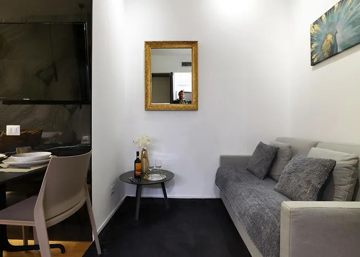 Center Luxury Flat B