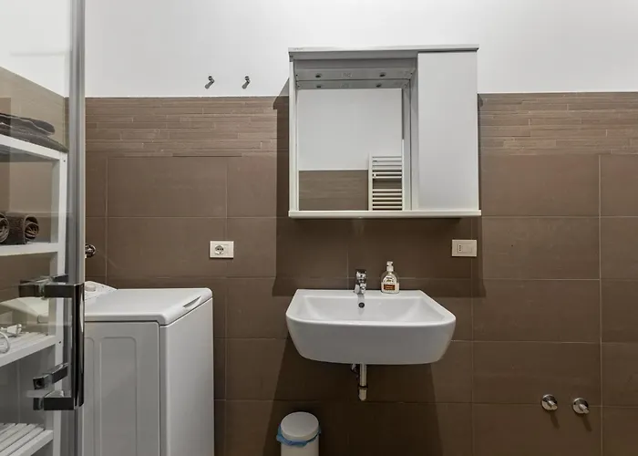 Monolocale Con Balcone Self Check In Sempione *