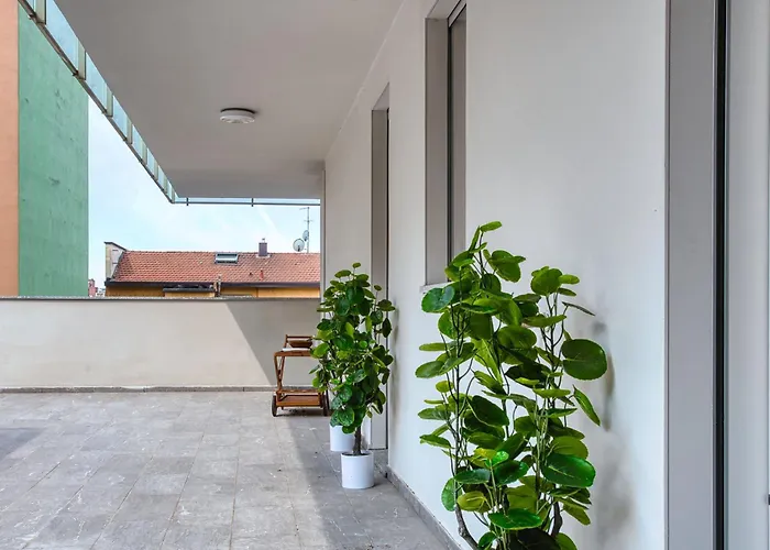 Just Urban - Modern 1-br Flat With 90 Sqm Terrace - M4 Tolstoj