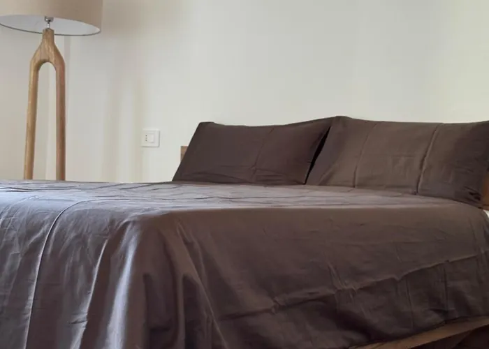 Bollicina - Free Parking, Ac & Balcony