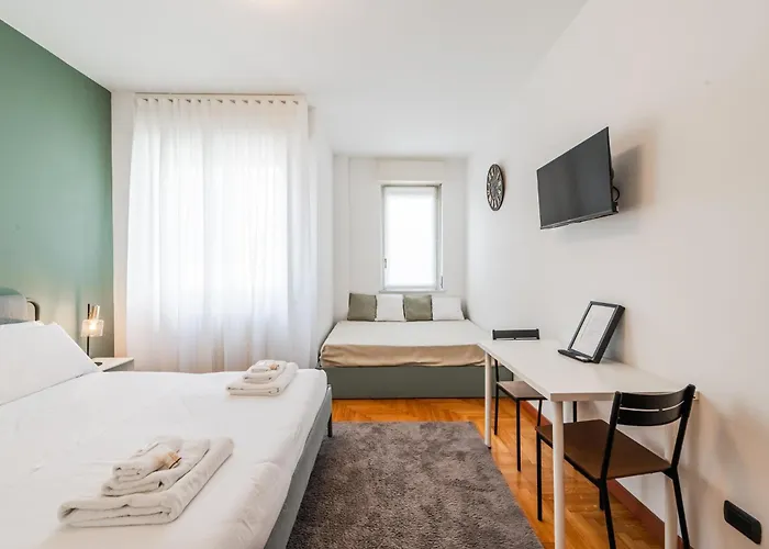 Lejlighed Casa Garibaldi 5 Minutes From The Subway - Wifi Milano
