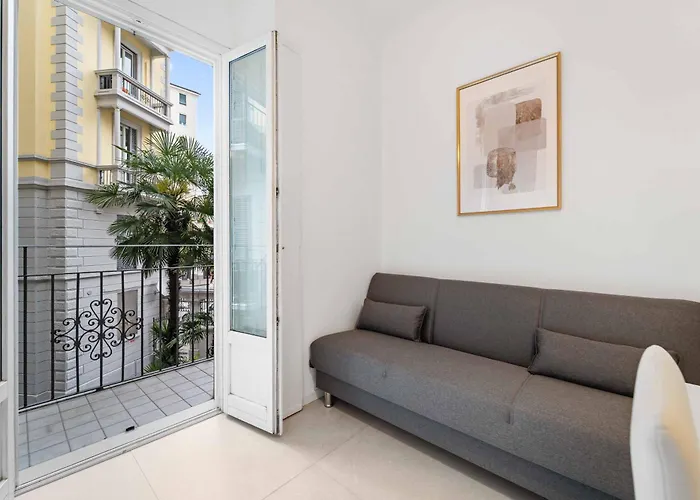 Elegant - Central, 10 Min To Duomo Διαμέρισμα