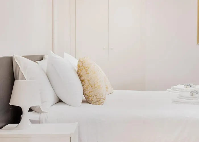 Elegant - Central, 10 Min To Duomo Διαμέρισμα