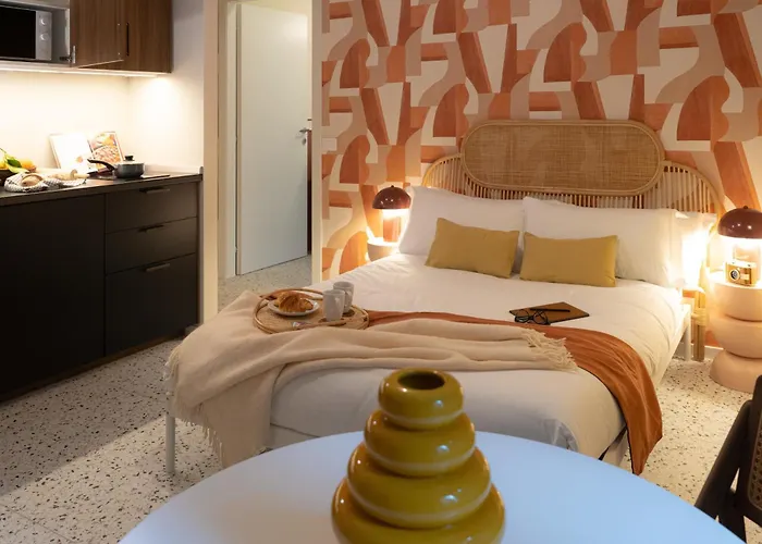 Gino - Metro M1 - Rembrandt 45 Apartmán