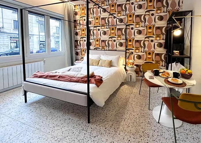 아파트 Auguste Metro M1 Rembrandt 45 *