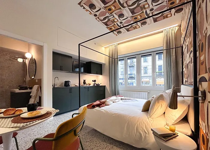 Auguste Metro M1 Rembrandt 45