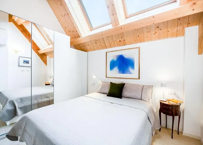 Luminoso Loft - M5 Cagranda - Free Wi -fi Milán