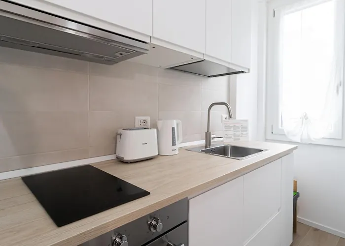 Italianway Easy - Cambiasi 8 * Milán