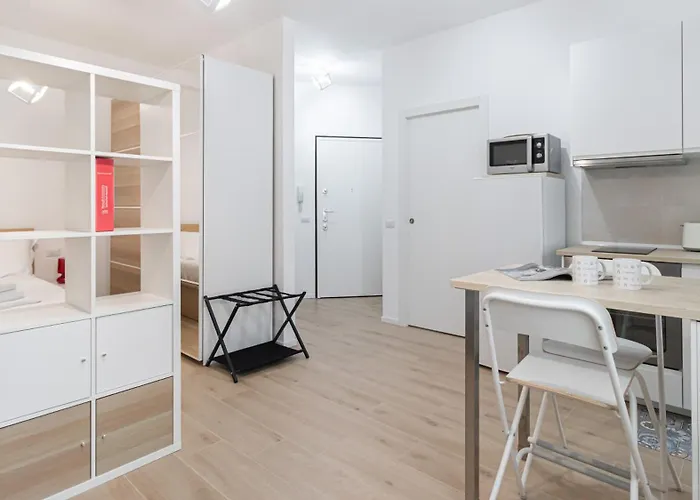 Italianway Easy - Cambiasi 8 Milán