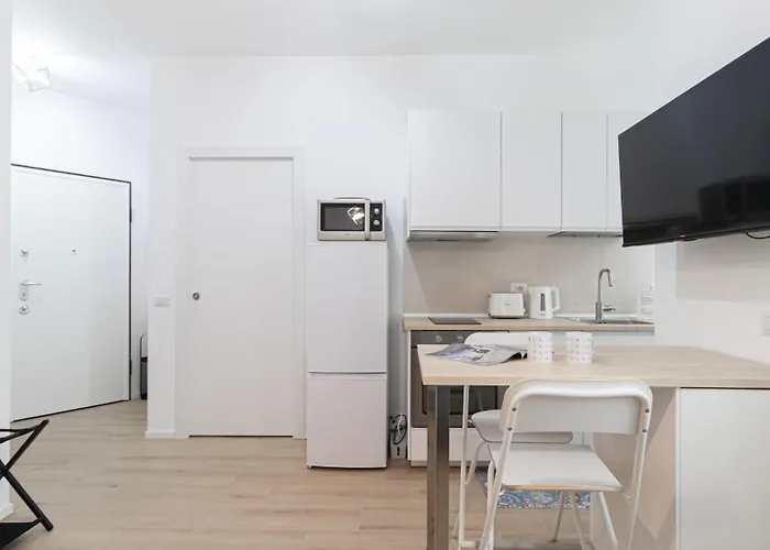 Italianway Easy - Cambiasi 8 * Milán