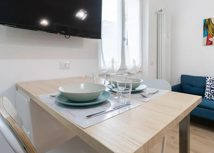 Apartment Italianway Easy - Cambiasi 8 *