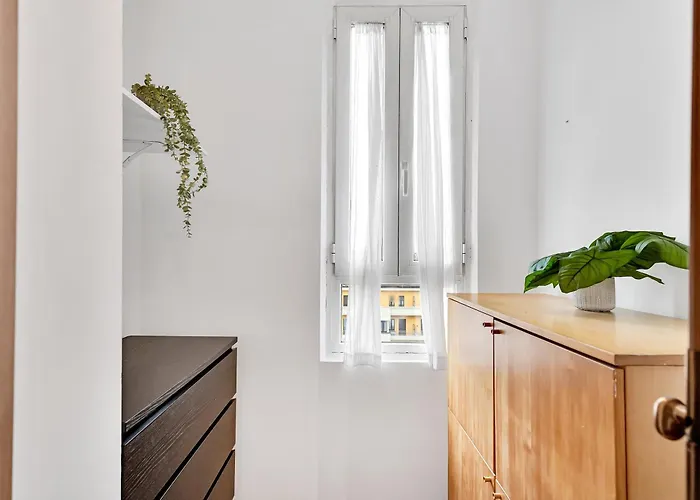 Youhosty - Washington 92 *