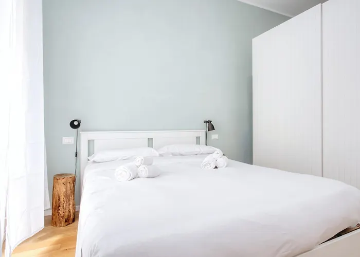 Domusmi Orombelli 16 公寓 米兰