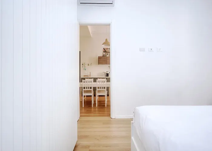 Domusmi Orombelli 16