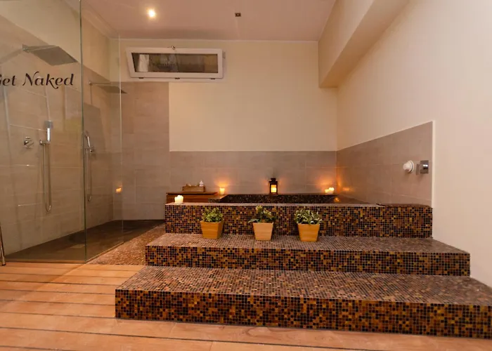 Luxury 3 Fiat, Ariberto Home, Tra Centro Storico Di E Navigli, Con Spaziosa Jacuzzi