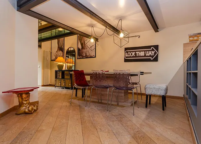 Luxury 3 Fiat, Ariberto Home, Tra Centro Storico Di E Navigli, Con Spaziosa Jacuzzi 公寓 *