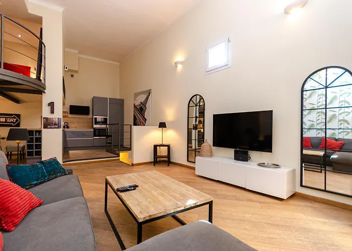 Luxury 3 Fiat, Ariberto Home, Tra Centro Storico Di E Navigli, Con Spaziosa Jacuzzi *