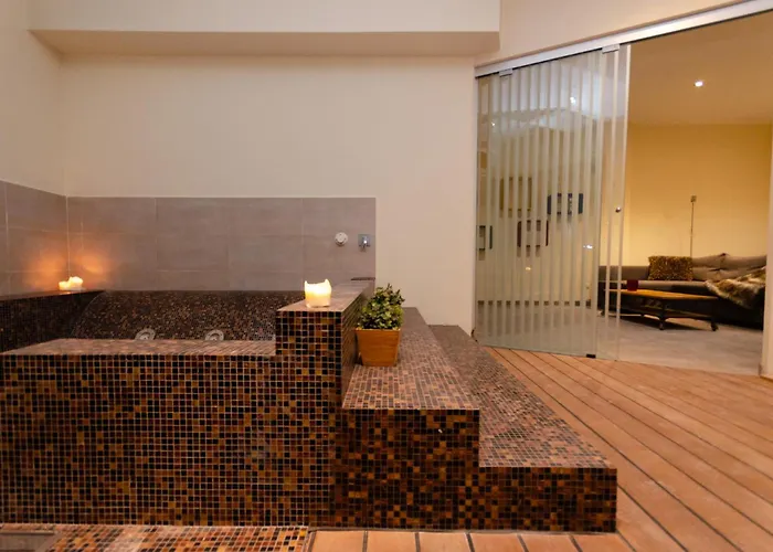 Luxury 3 Fiat, Ariberto Home, Tra Centro Storico Di E Navigli, Con Spaziosa Jacuzzi *