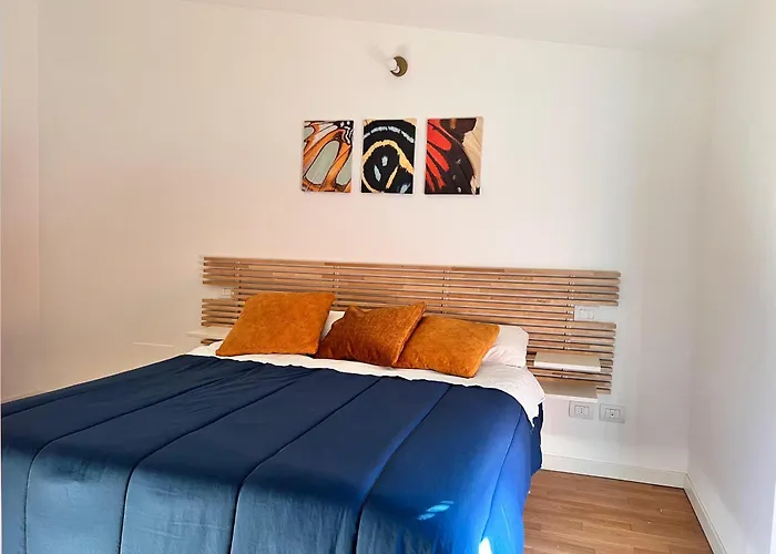 Giohouse-new Loft A Pochi Passi Da Metro 3 E Santa Giulia *