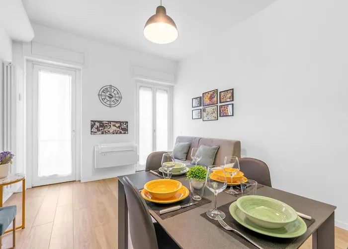 Bilocale Vicino Tram 2, Smart Tv E Internet Veloce * 米兰