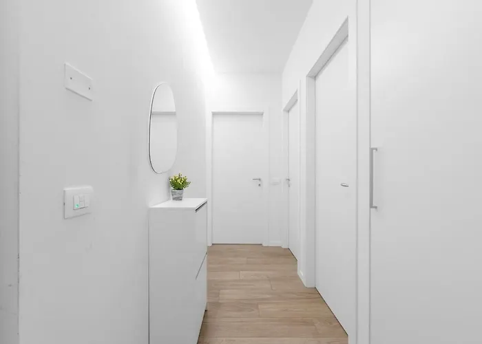 公寓 Bilocale Vicino Tram 2, Smart Tv E Internet Veloce 米兰