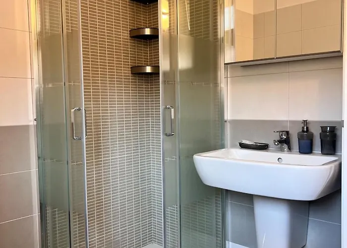 Giohouse-new Loft A Pochi Passi Da Metro 3 E Santa Giulia