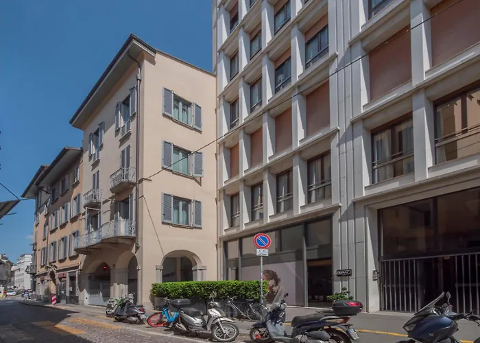 Italstay - Bollo Flat - 5 Min To Duomo * מילאנו