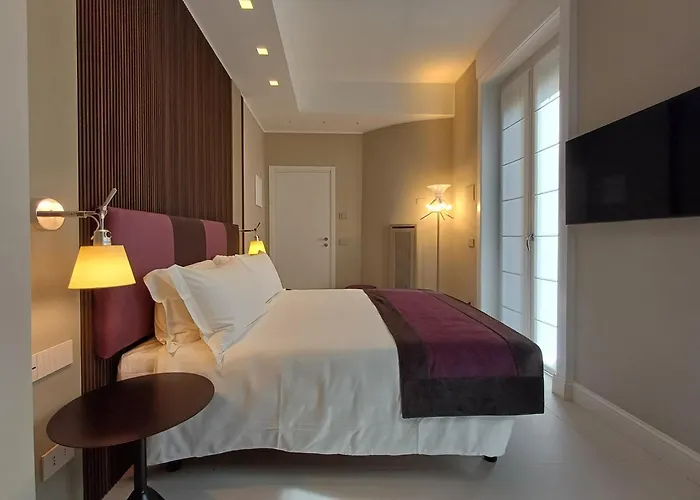 My Porta Vittoria Tribunale Luxury בית הארחה 4*