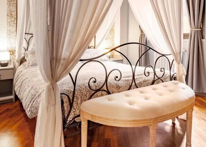 Design With Parking Navigli Area Milano