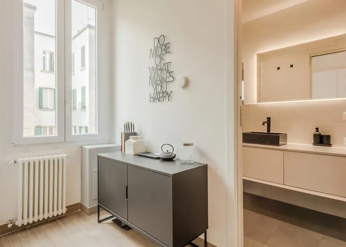Easytopstay - Moscova Elegant