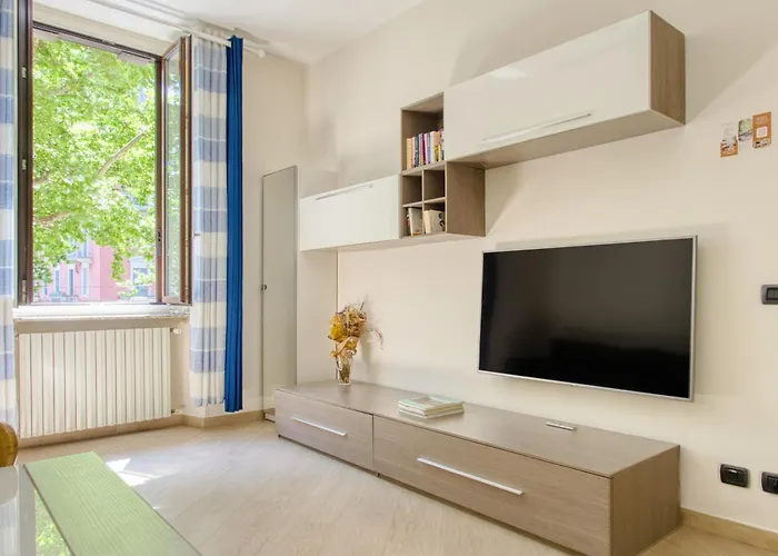 Easy Living 아파트 *