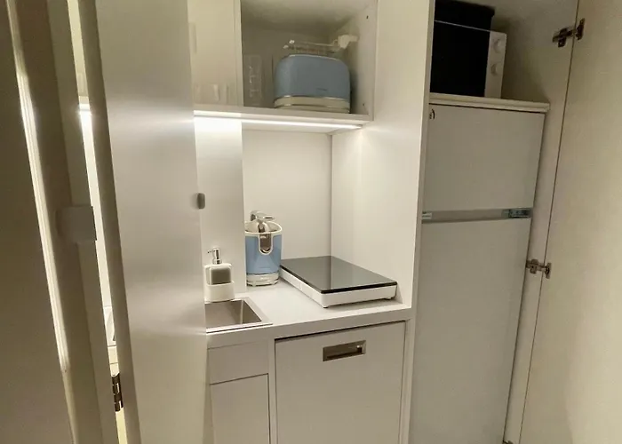 Younique Boutique 4* Mediolan