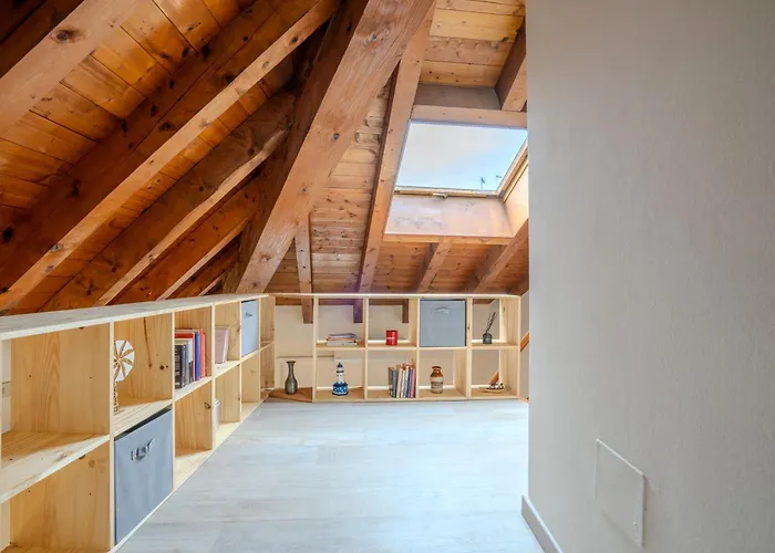 Guesthost - Casa Acqua&cielo ミラノ