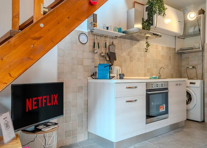 Guesthost - Casa Acqua&cielo アパート