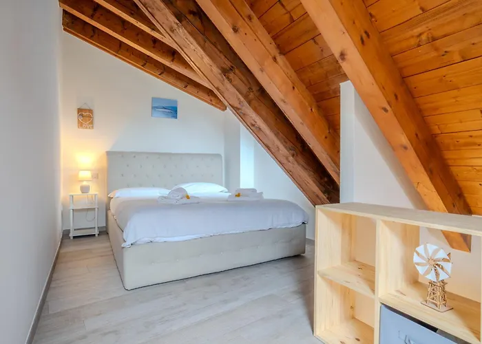 Guesthost - Casa Acqua&cielo アパート *